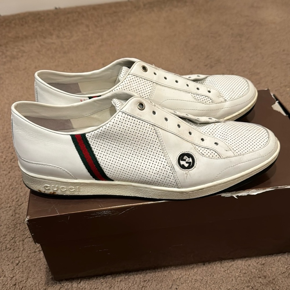 White Gucci Sneakers size 9 1/2 year 2007. Collectors item.